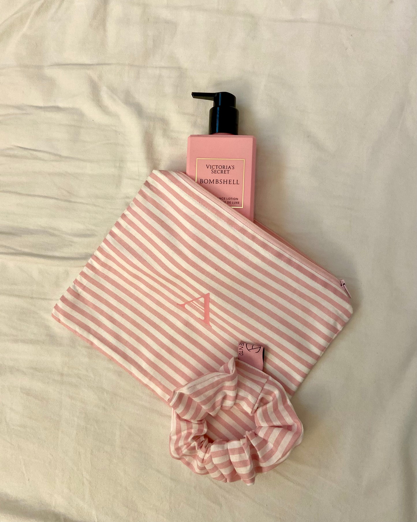 Set Pochette + scrunchie personalizzato
