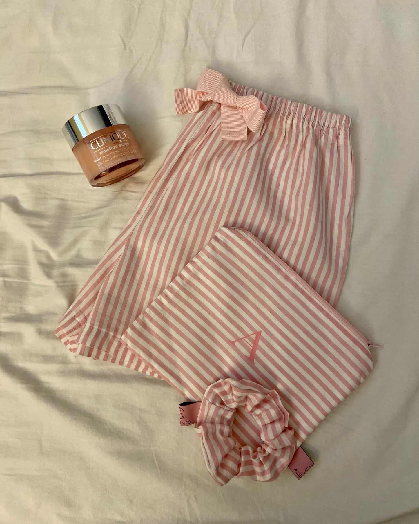 Set Shorts+ Pochette+ Scrunchie